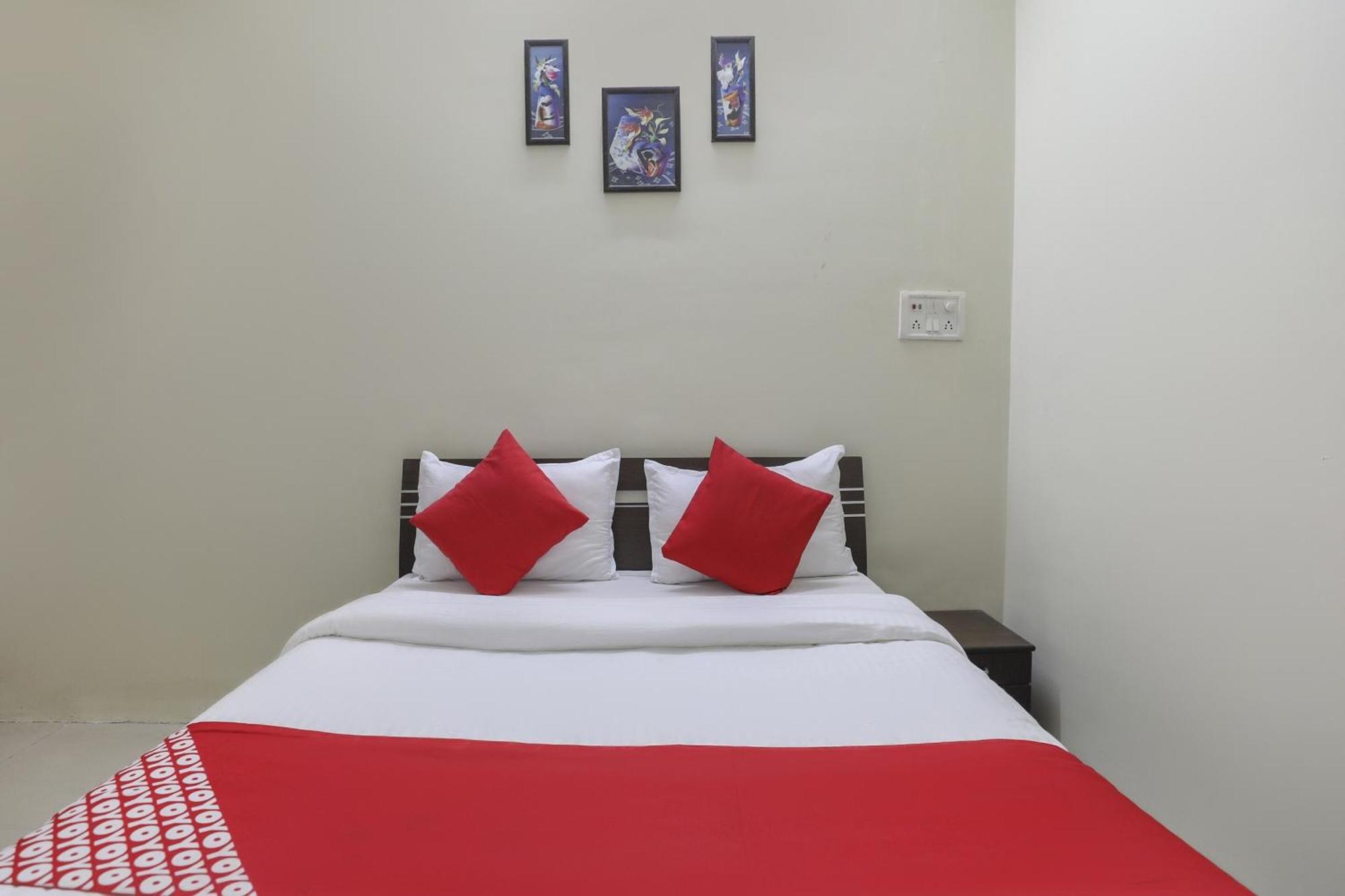 סוראט Collection O Shyam Vatika Banquet And Rooms מראה חיצוני תמונה