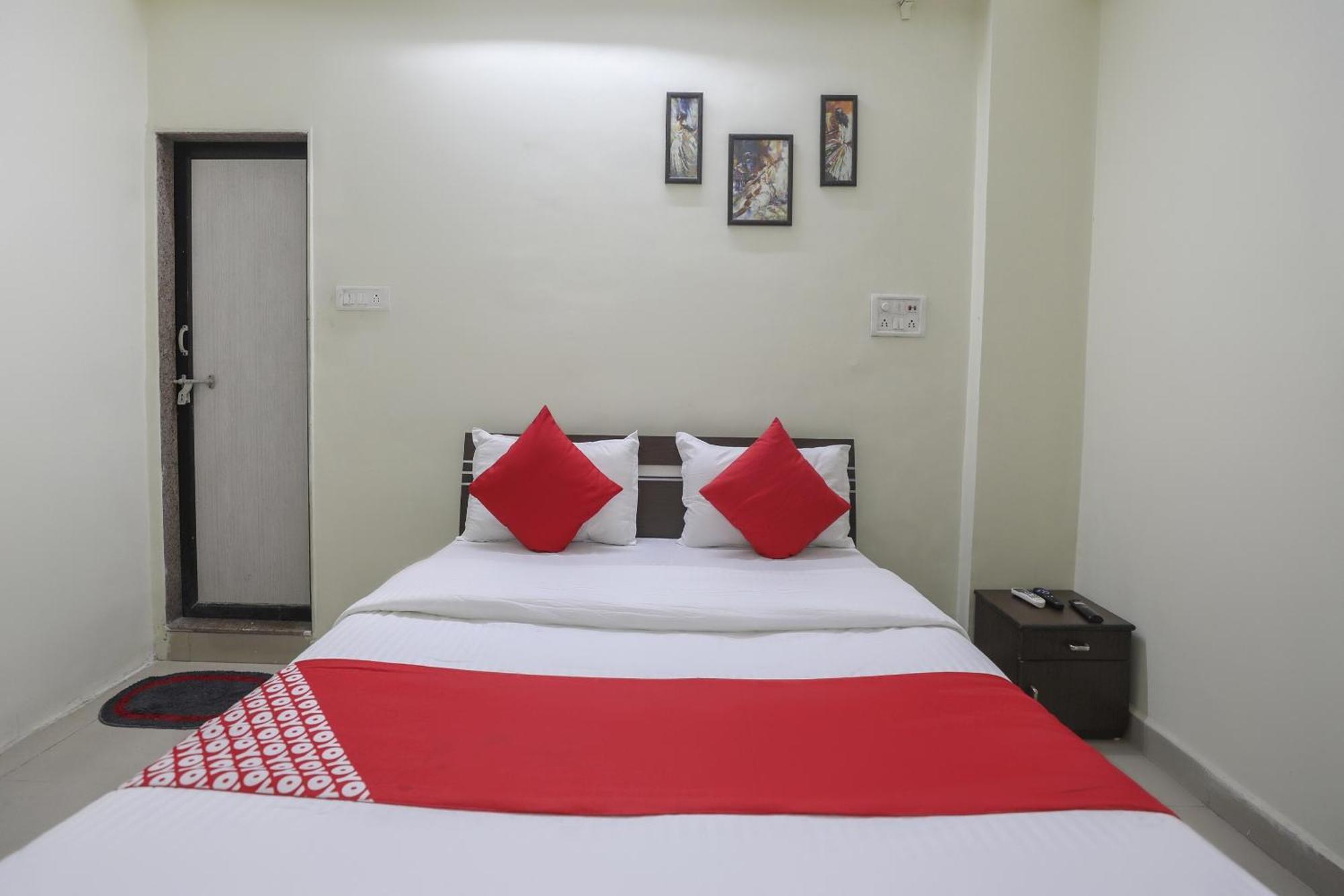 סוראט Collection O Shyam Vatika Banquet And Rooms מראה חיצוני תמונה